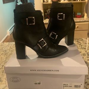 Steve Madden Halle Leather buckle boot. Size 7